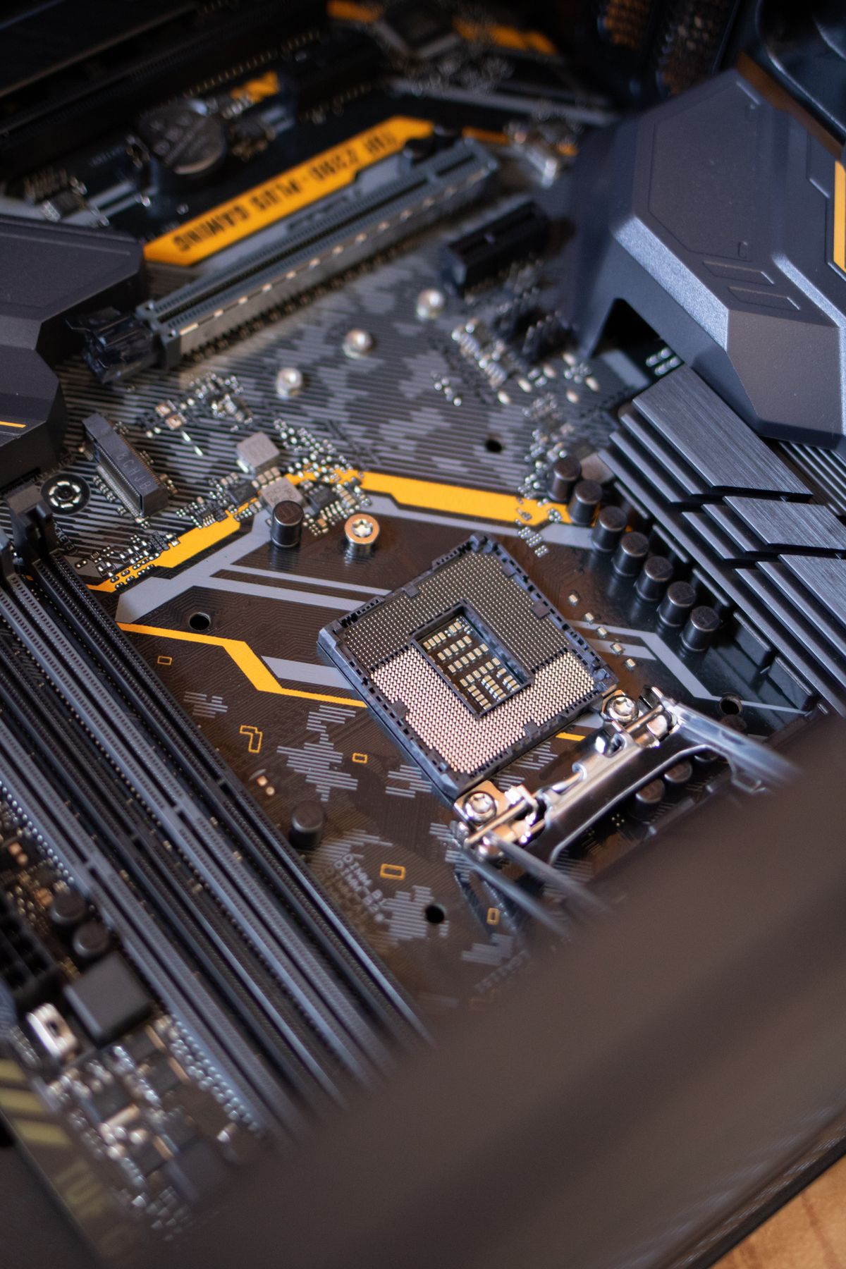 NVMe SSD Health Monitoring and Data Recovery: S.M.A.R.T. Attributes, Lifespan Optimization, and Backup Protocols