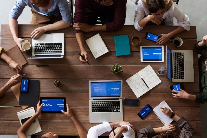 10 Best AI Side Hustles to Make $3,000/Month in 2026 (Beginner to Pro Guide)